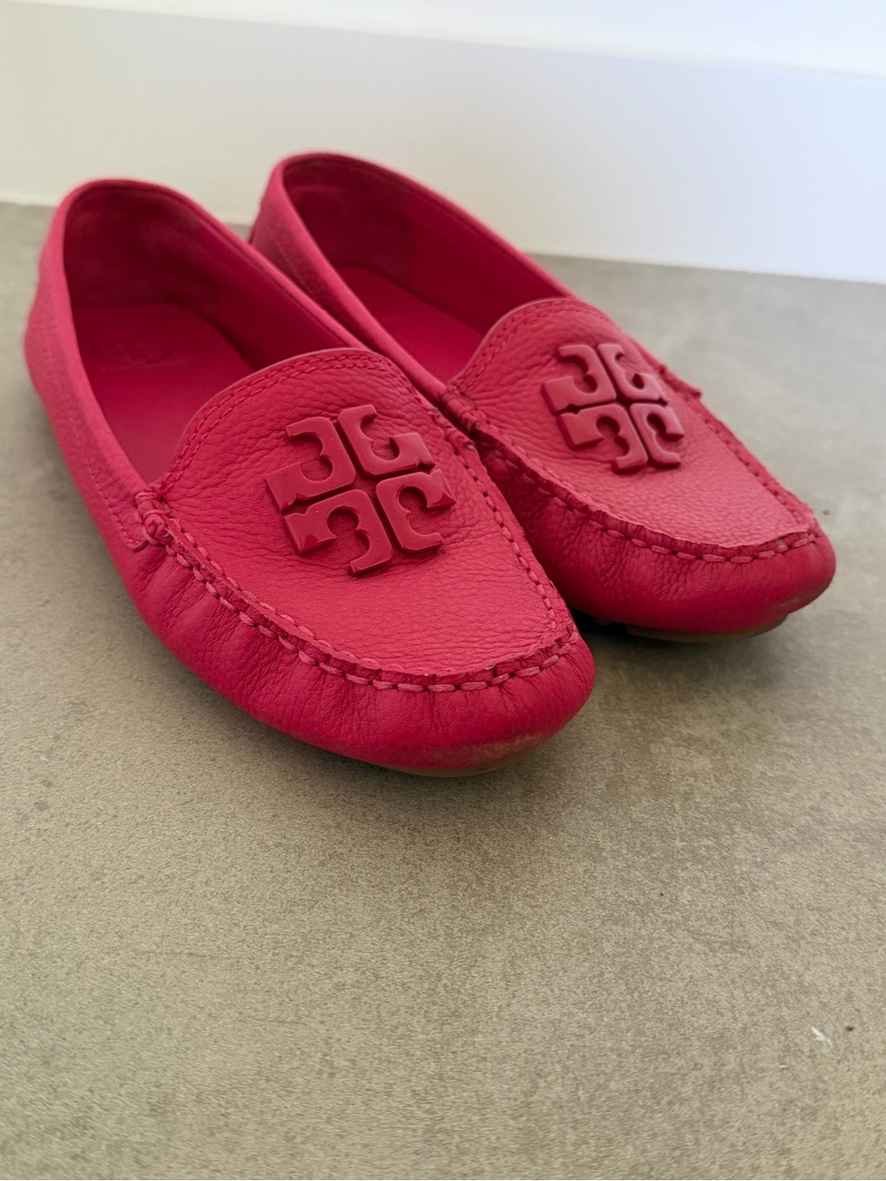 Tory Burch Women's Pink Leather loafers, Moccasins - Picture 2 of 6